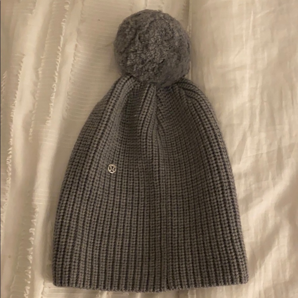 NEW lululemon beanie
